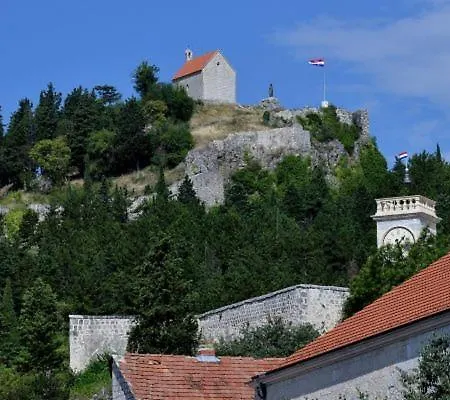 Luxury Gold * Sinj